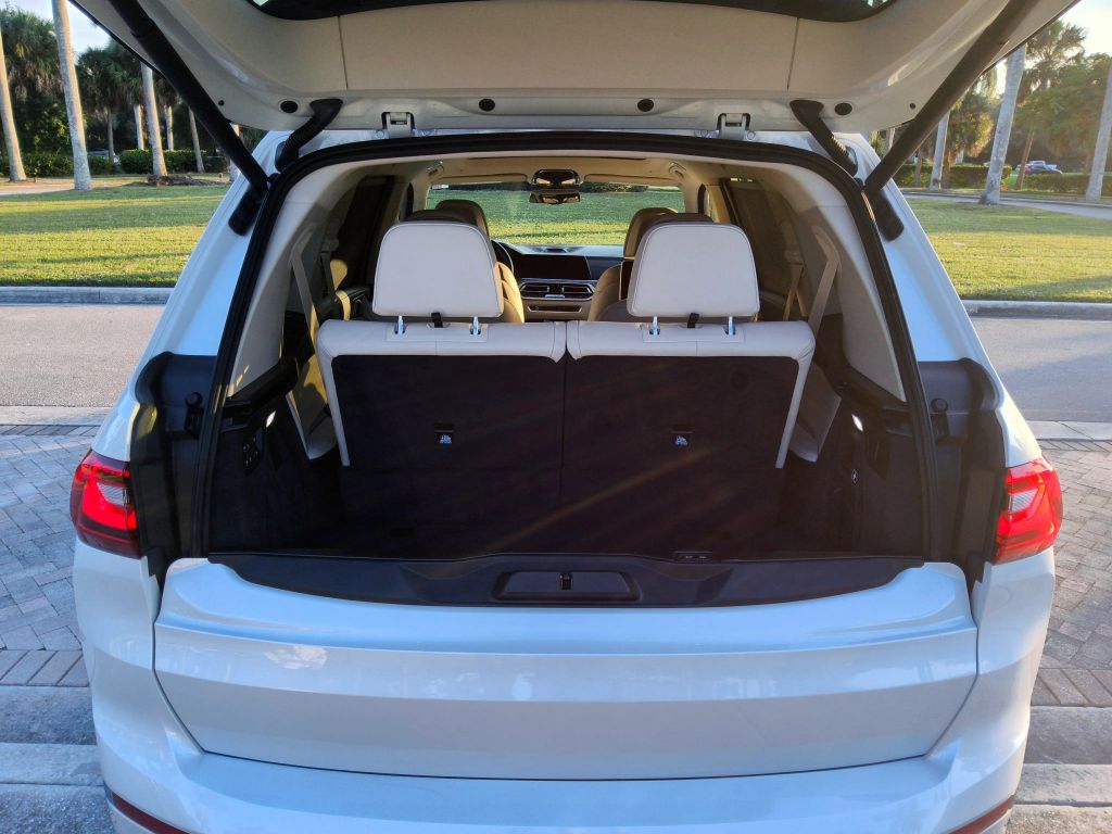 2019 BMW X7 xDrive50i AWD