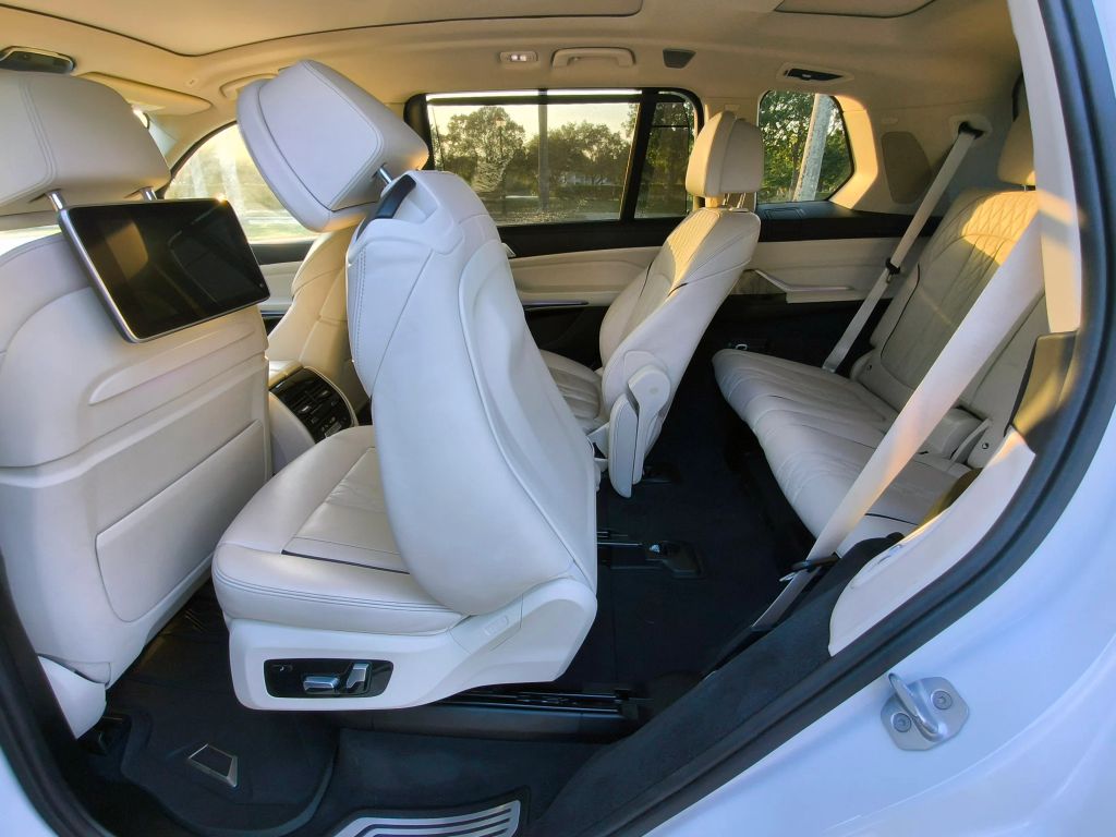 2019 BMW X7 xDrive50i AWD