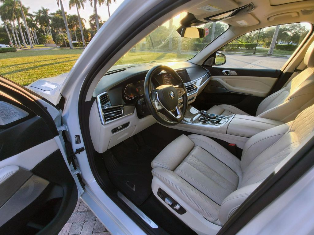 2019 BMW X7 xDrive50i AWD