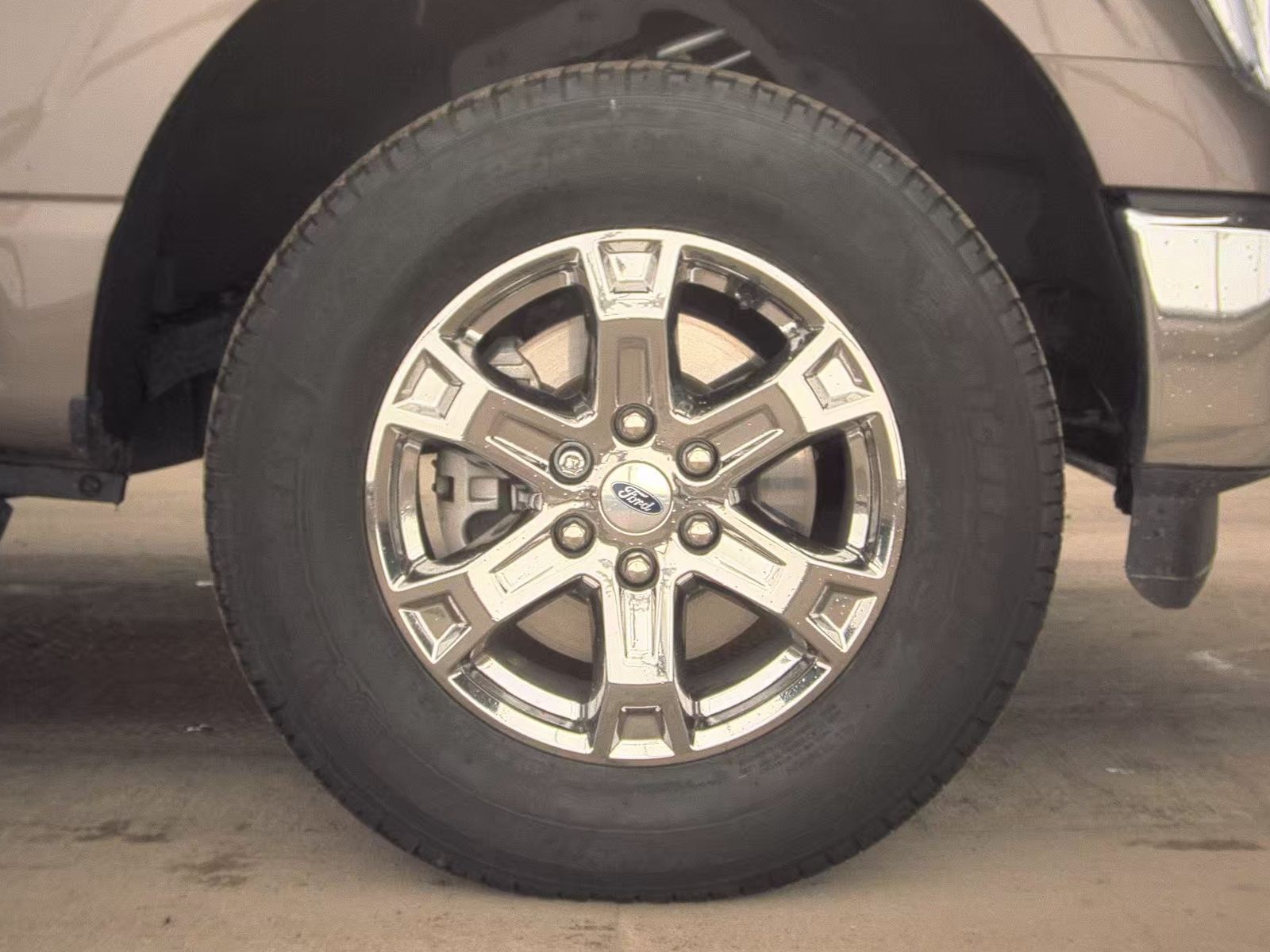 2023 Ford F-150 XLT AWD