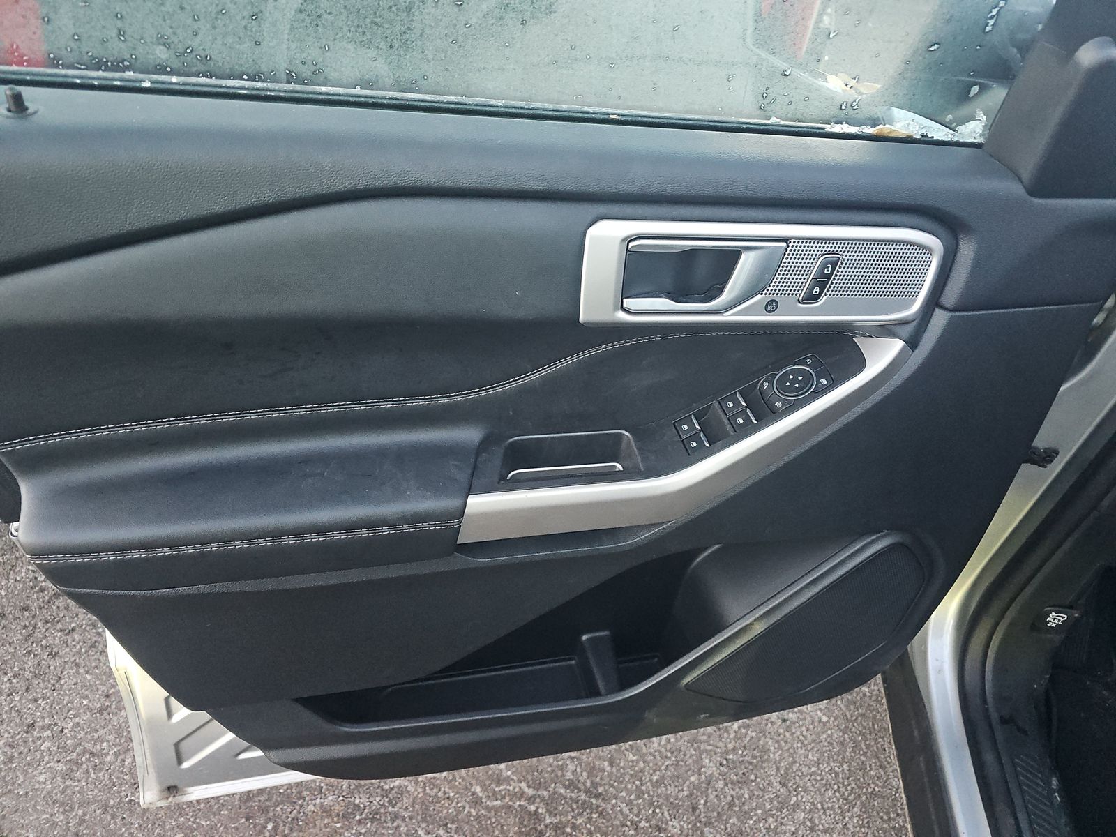 2023 Ford Explorer XLT AWD