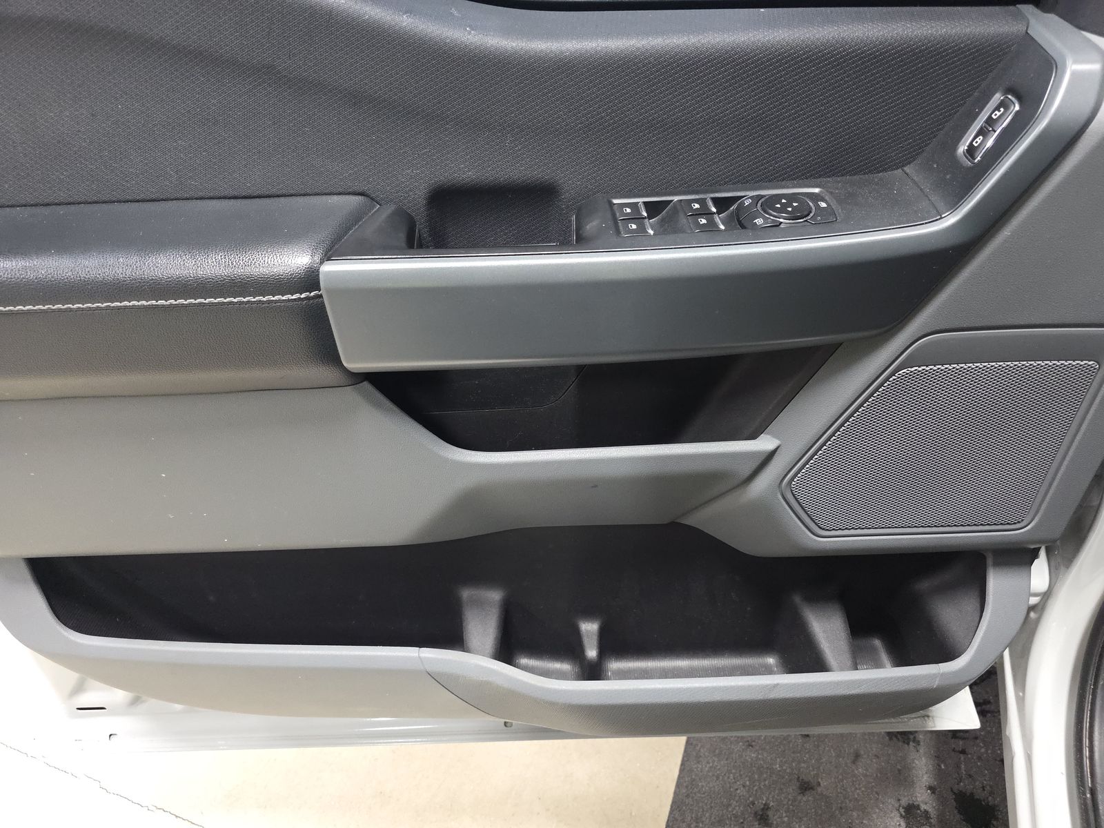 2023 Ford F-150 XLT RWD