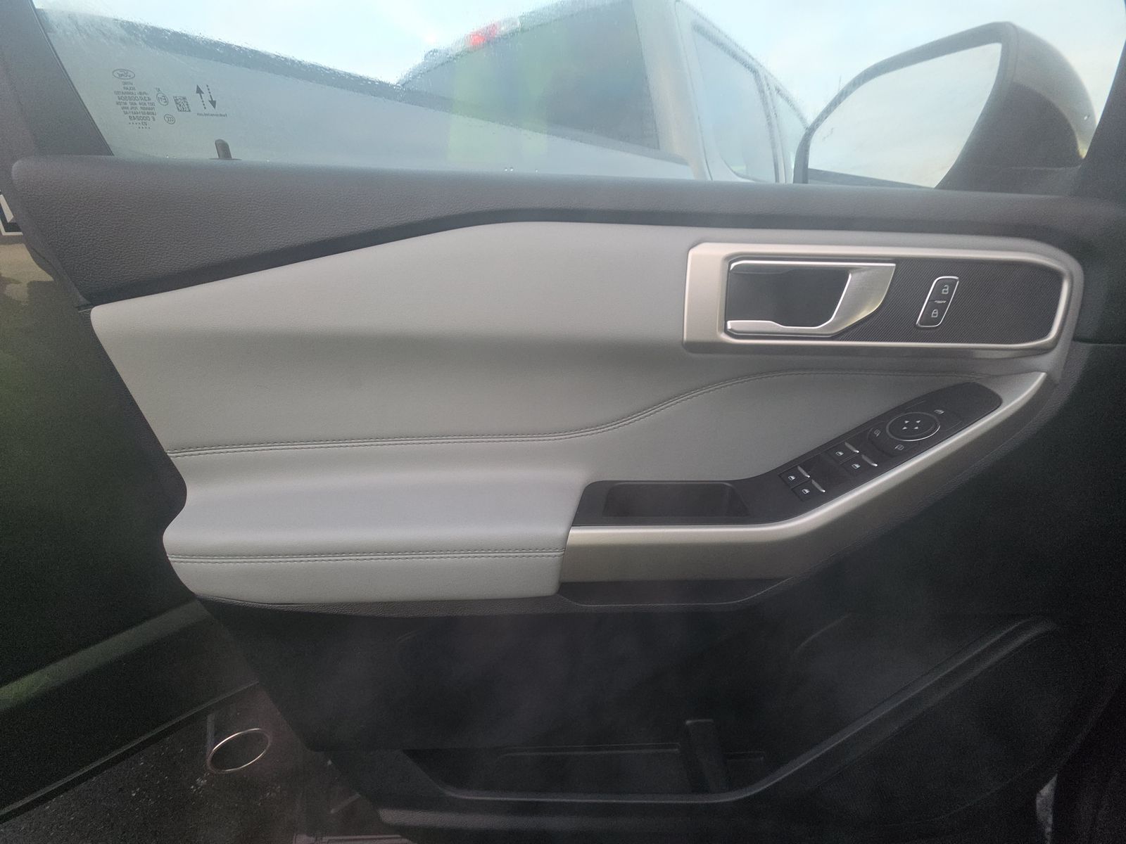 2023 Ford Explorer XLT AWD