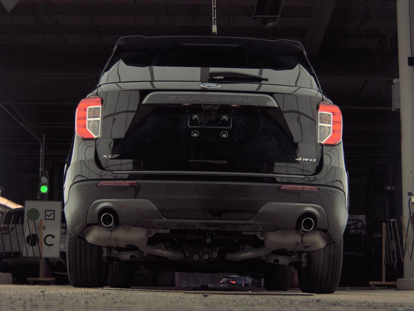 2023 Ford Explorer XLT AWD