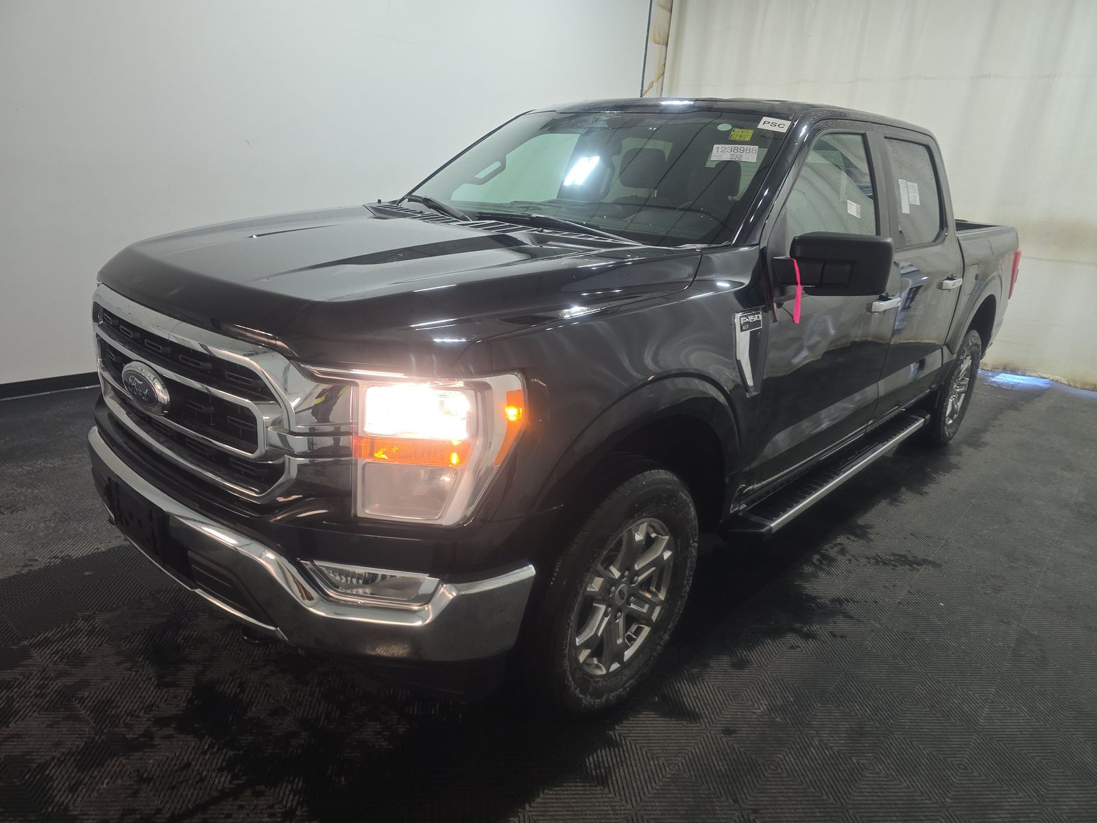 2023 Ford F-150 XLT AWD