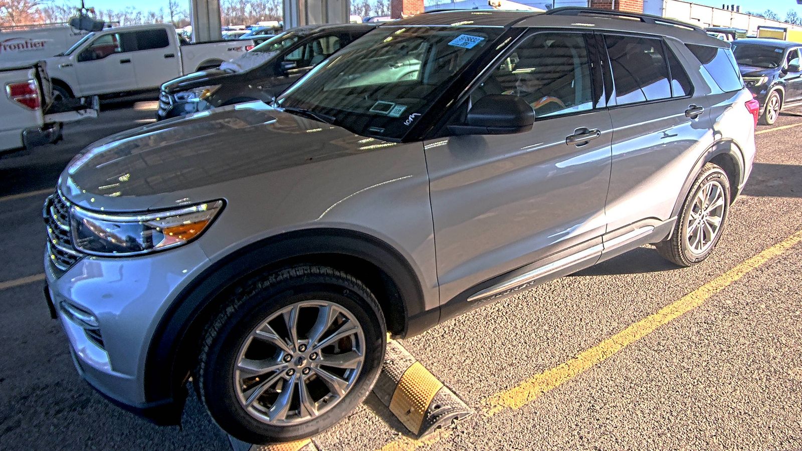 2023 Ford Explorer XLT AWD