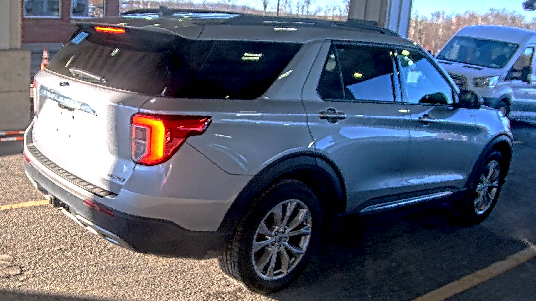 2023 Ford Explorer XLT AWD