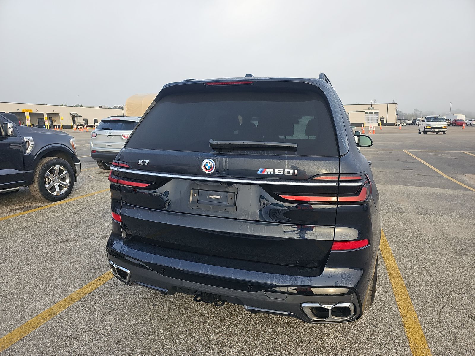 2023 BMW X7 M60i AWD