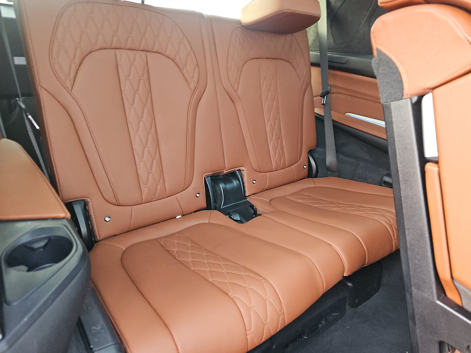 2023 BMW X7 M60i AWD