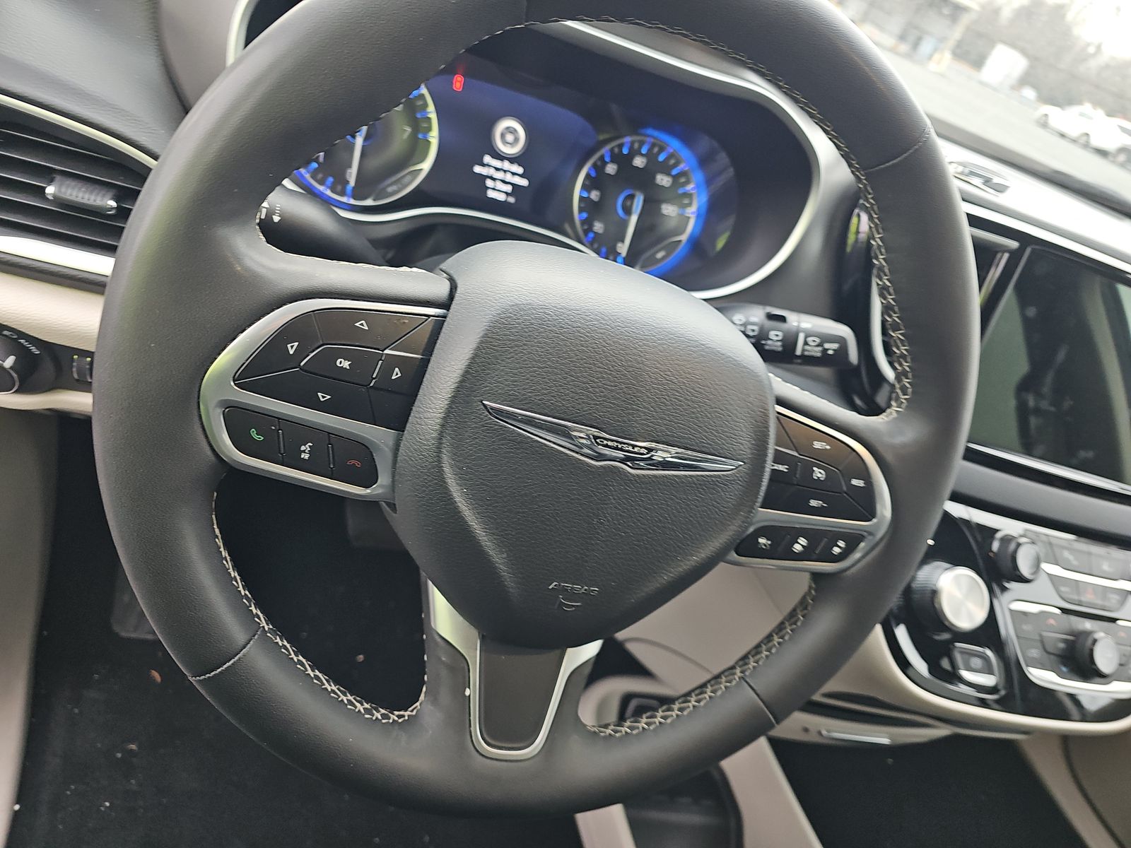 2024 Chrysler Pacifica Touring L FWD