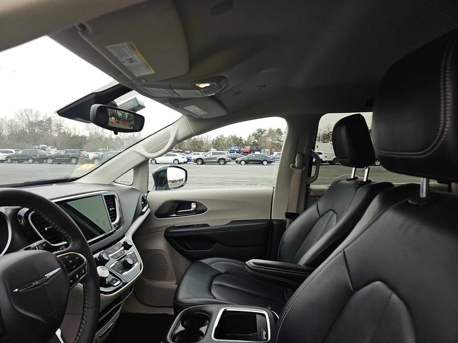 2024 Chrysler Pacifica Touring L FWD