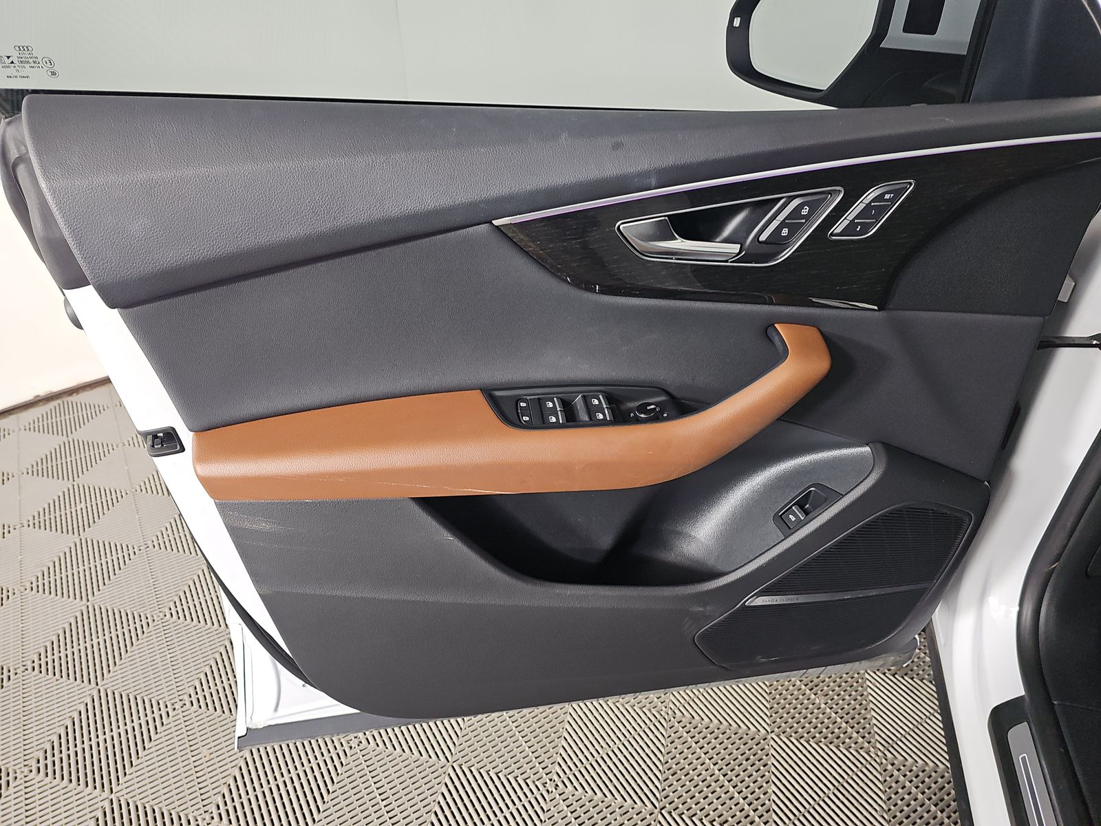 2022 Audi Q8 Premium Plus AWD