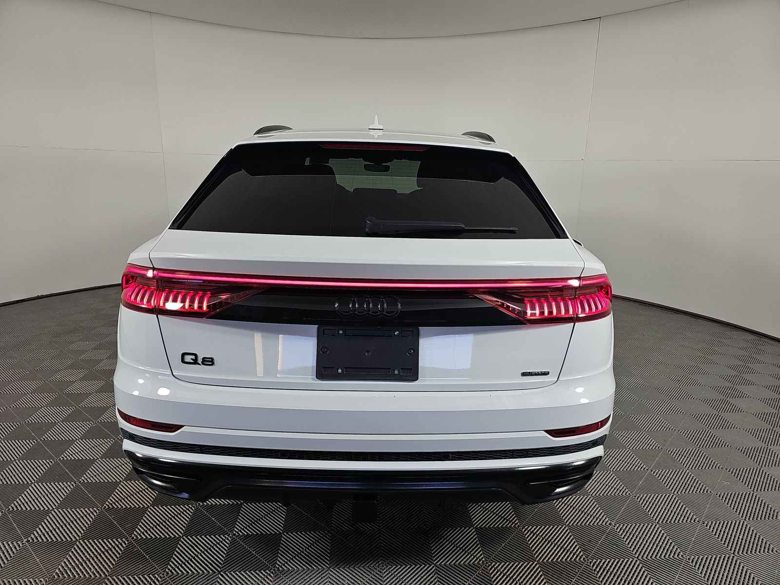 2022 Audi Q8 Premium Plus AWD