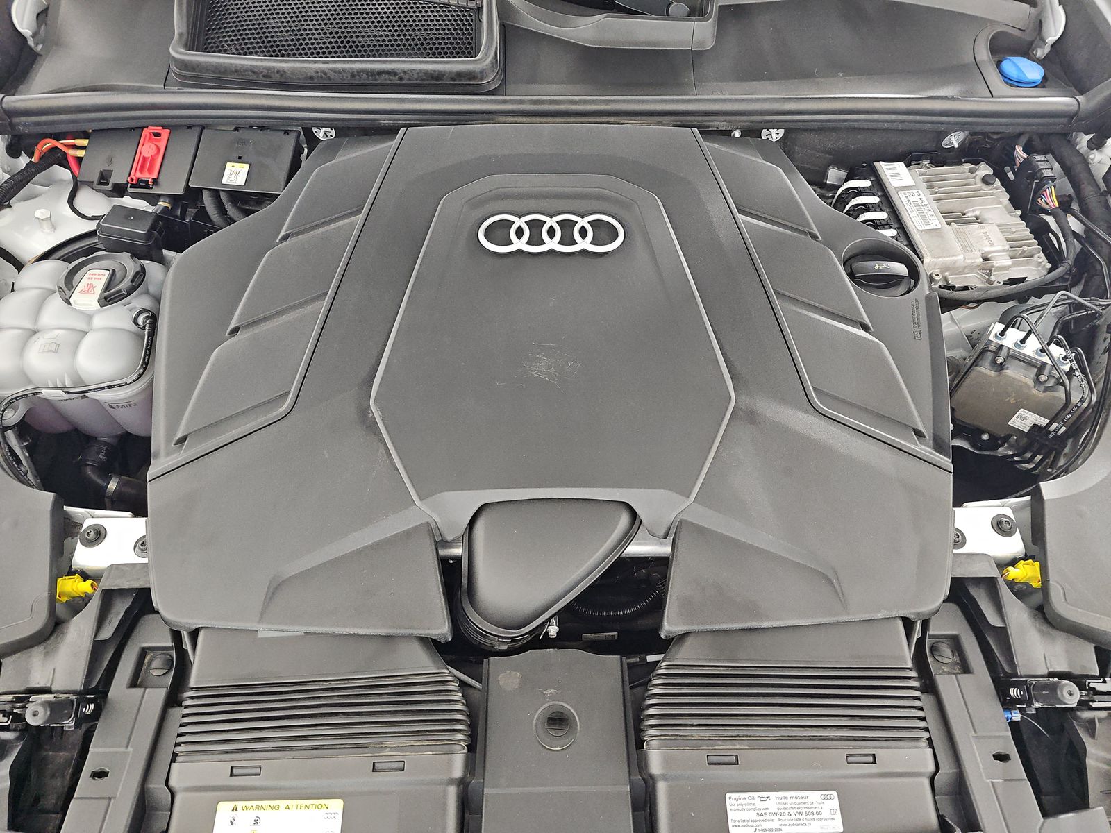 2022 Audi Q8 Premium Plus AWD