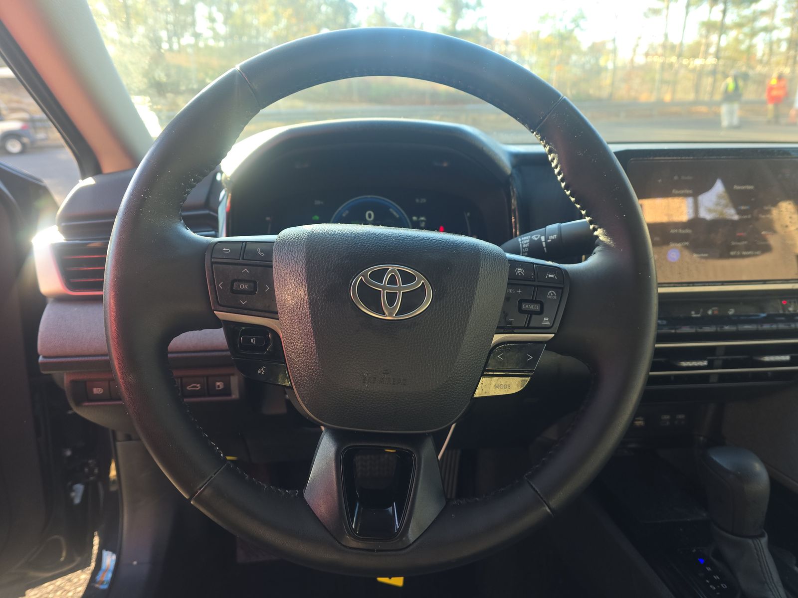 2025 Toyota Camry LE FWD