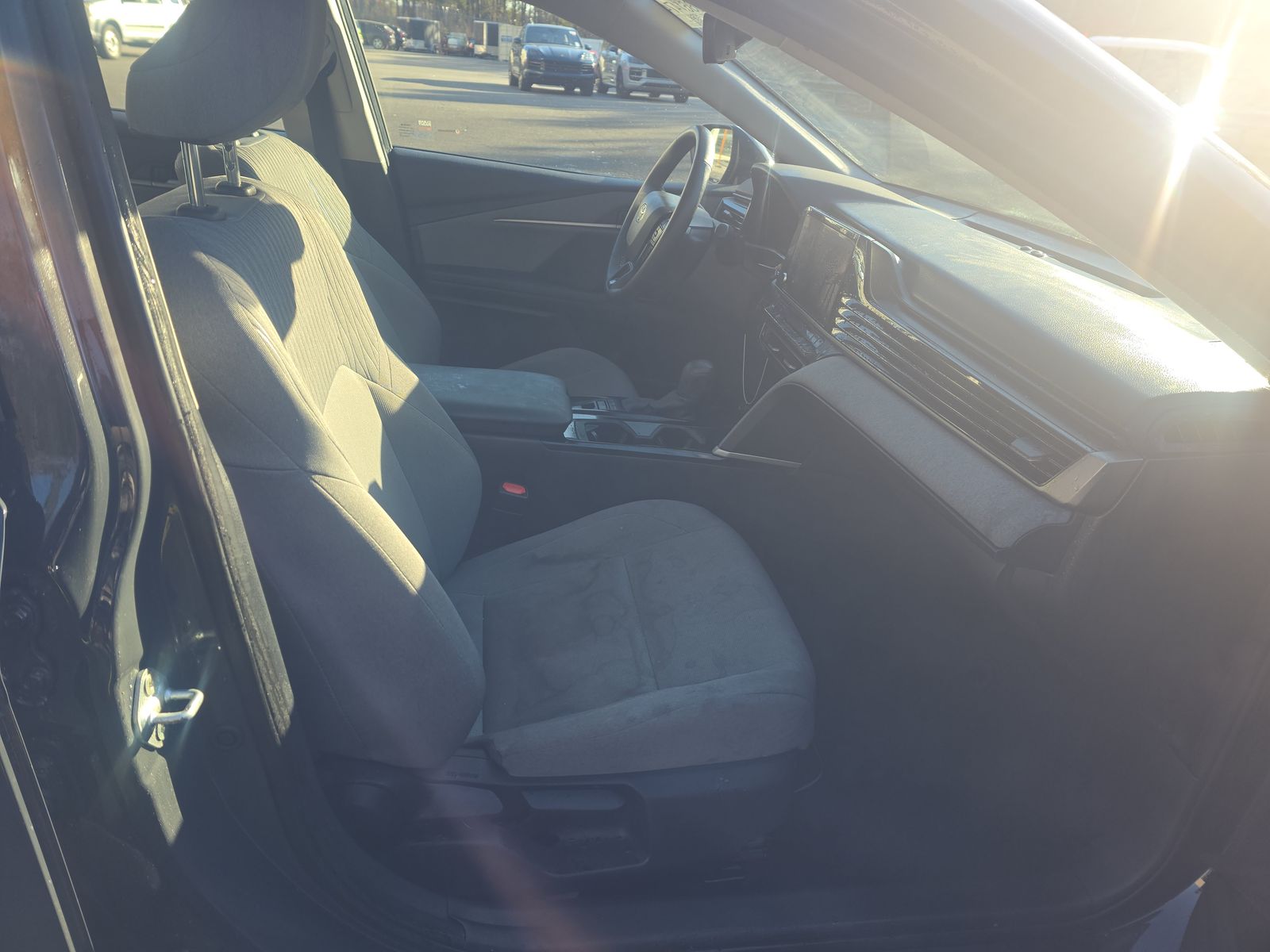 2025 Toyota Camry LE FWD