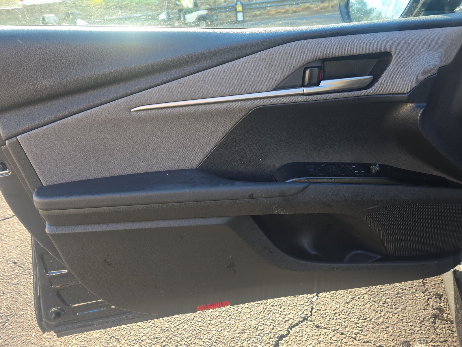 2025 Toyota Camry LE FWD