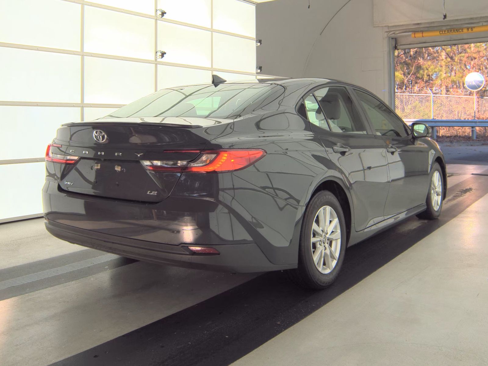 2025 Toyota Camry LE FWD