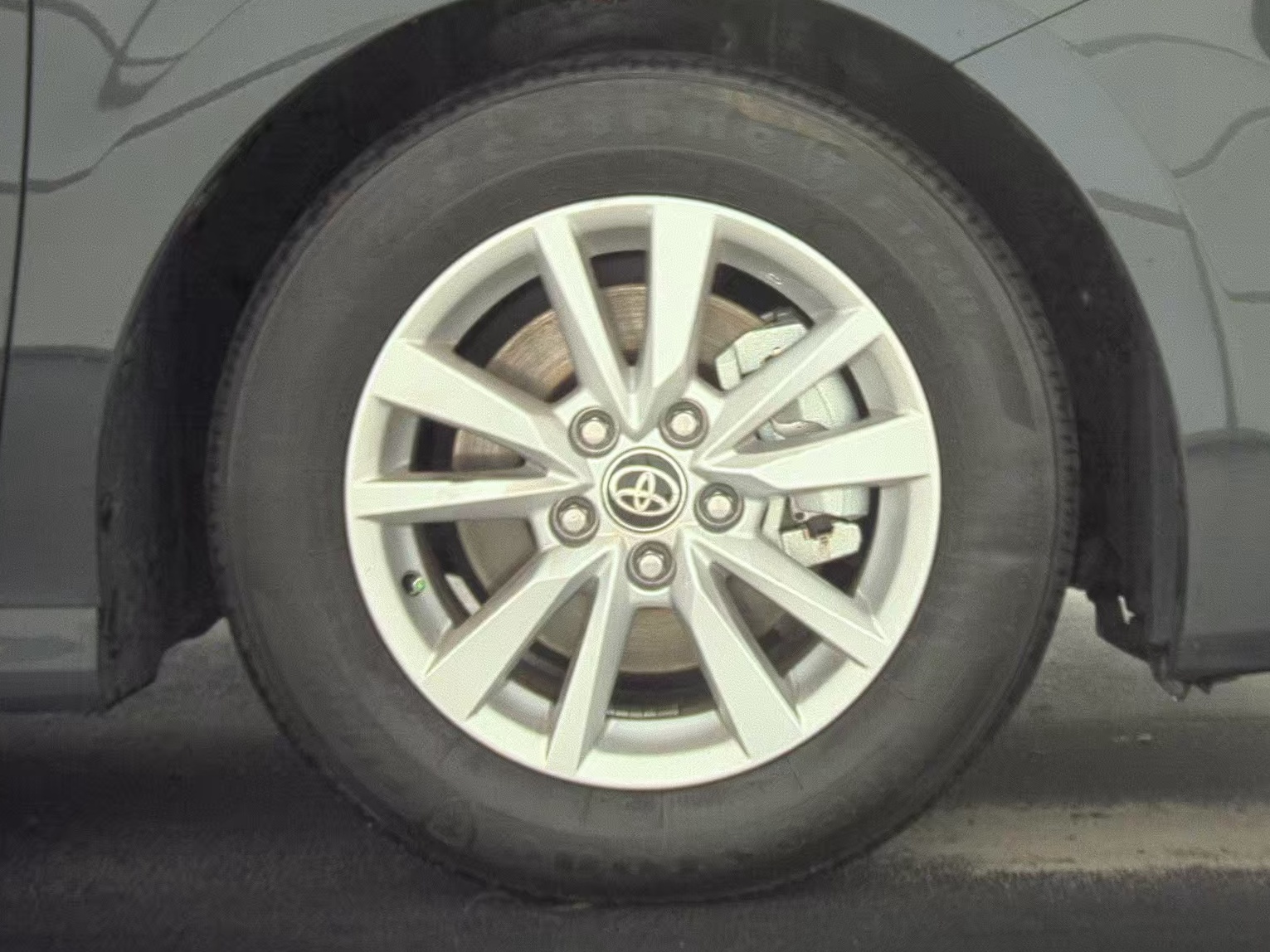 2025 Toyota Camry LE FWD