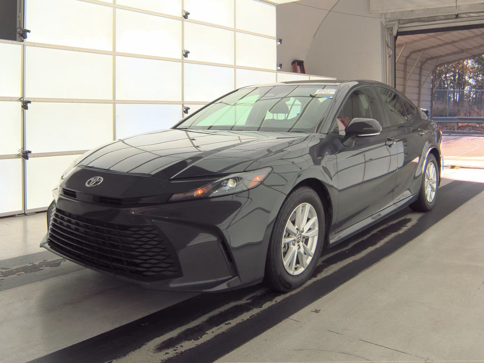 2025 Toyota Camry LE FWD