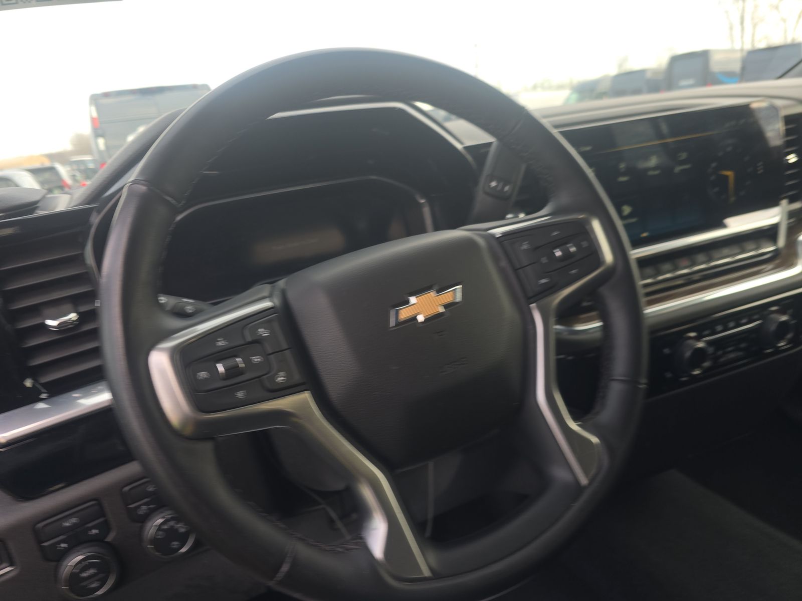 2023 Chevrolet Silverado 1500 LT AWD