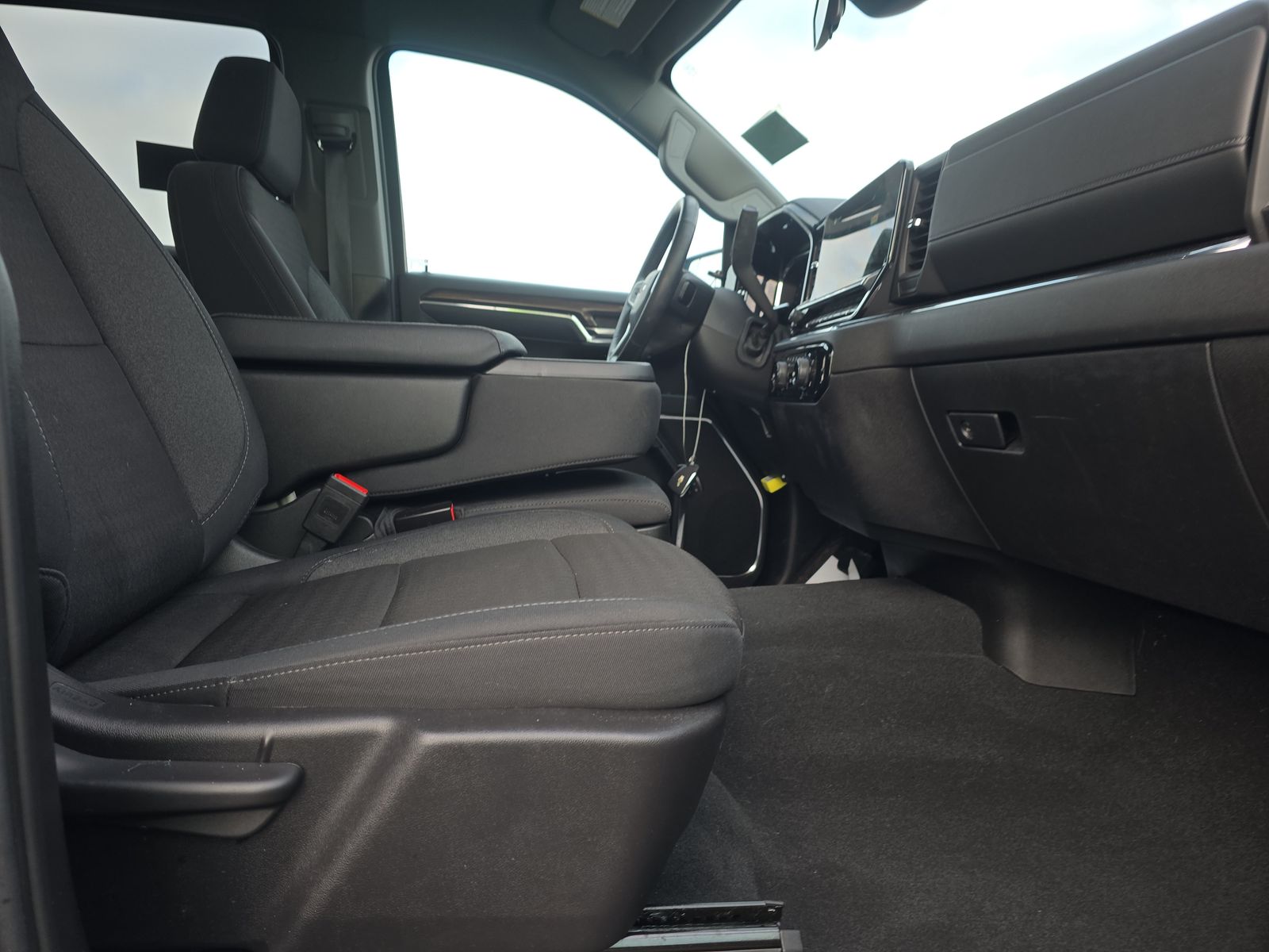 2024 Chevrolet Silverado 1500 LT AWD