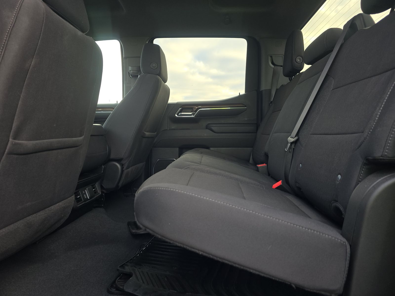 2024 Chevrolet Silverado 1500 LT AWD