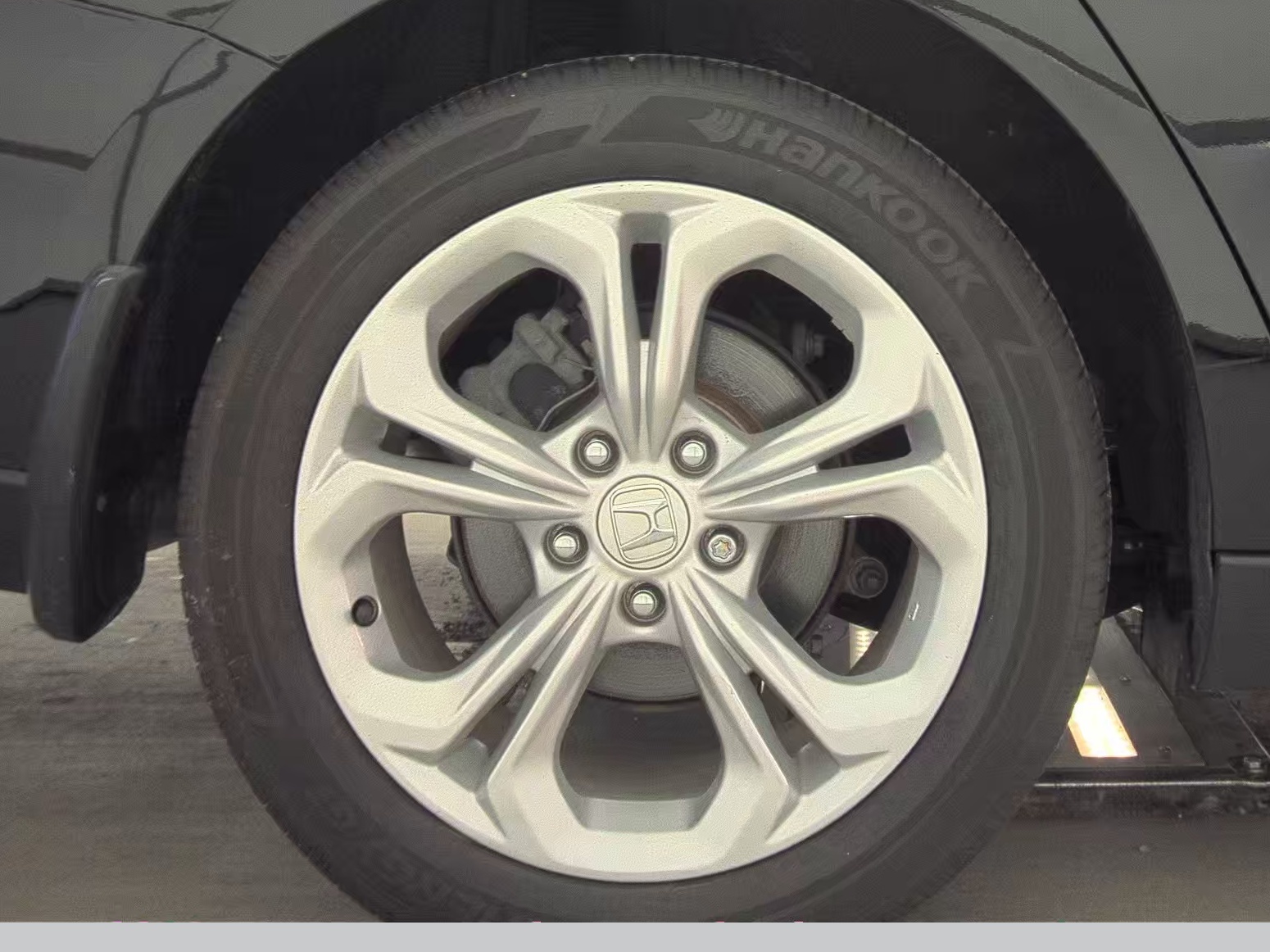 2024 Honda Accord LX FWD