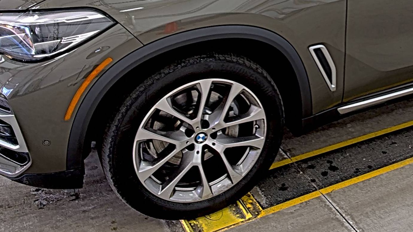 2022 BMW X5 xDrive40i AWD