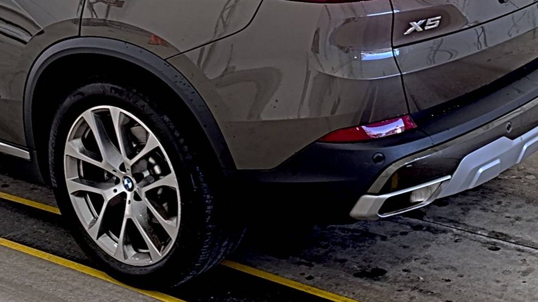 2022 BMW X5 xDrive40i AWD