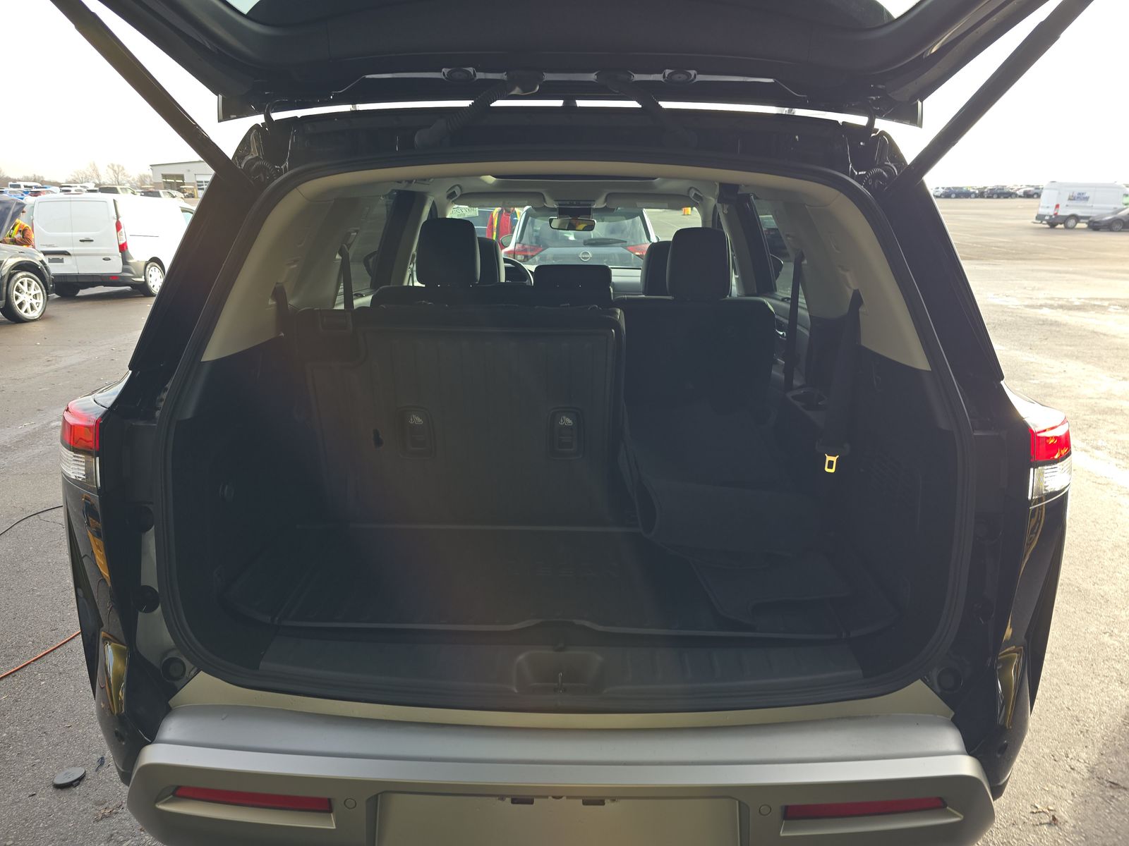 2024 Nissan Pathfinder Platinum AWD