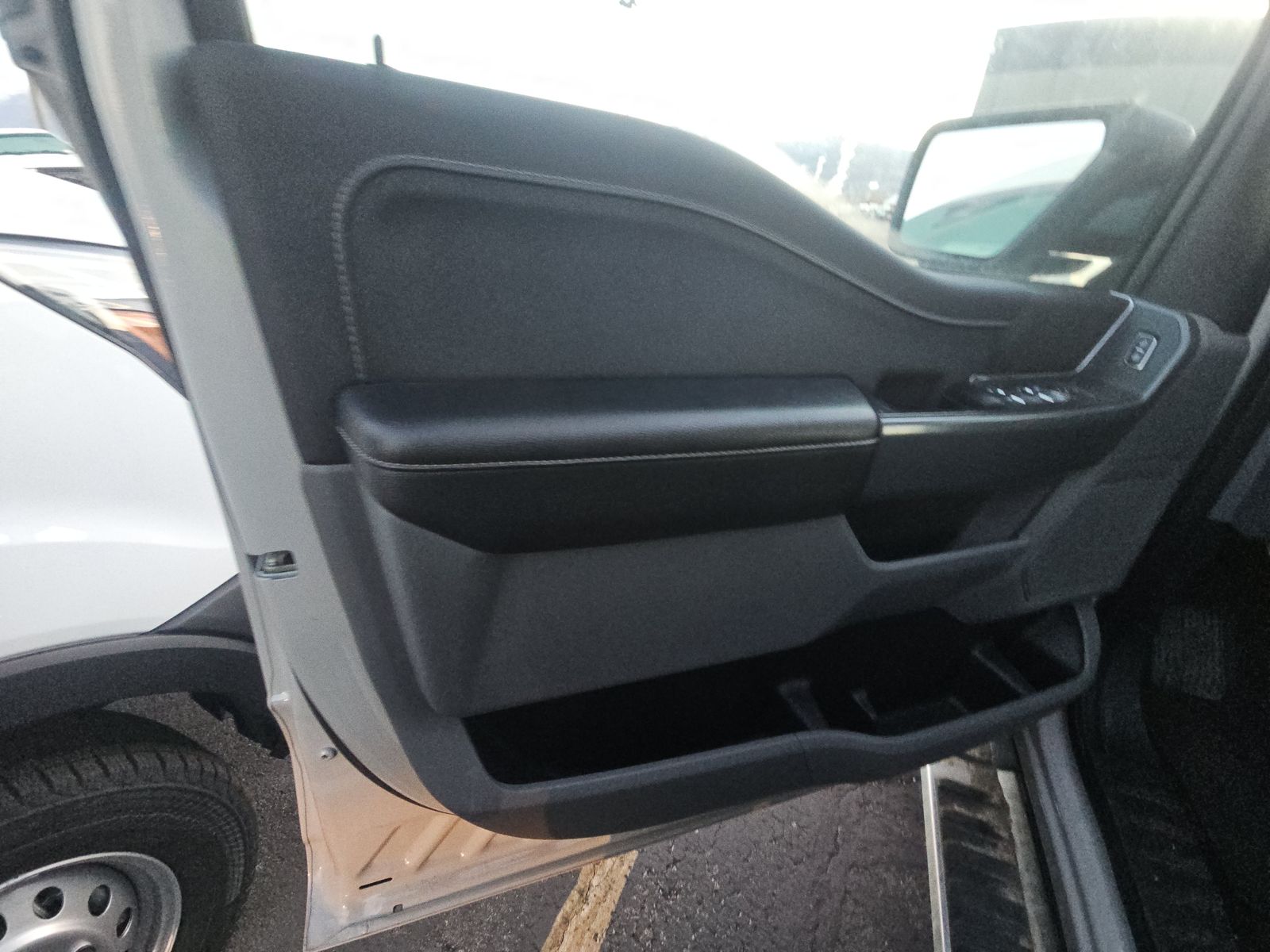 2024 Ford F-150 XLT AWD