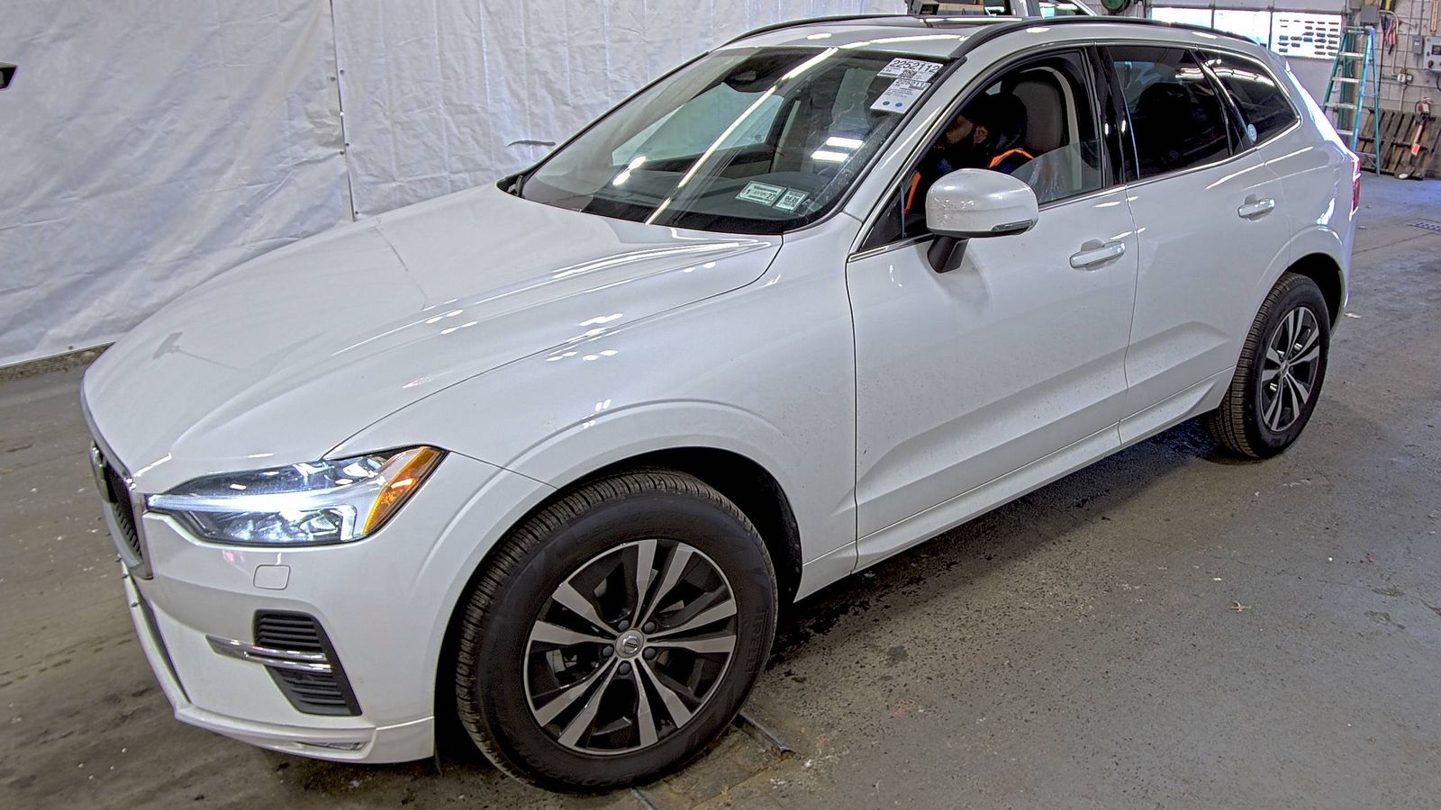 2023 Volvo XC60 B5 Core AWD