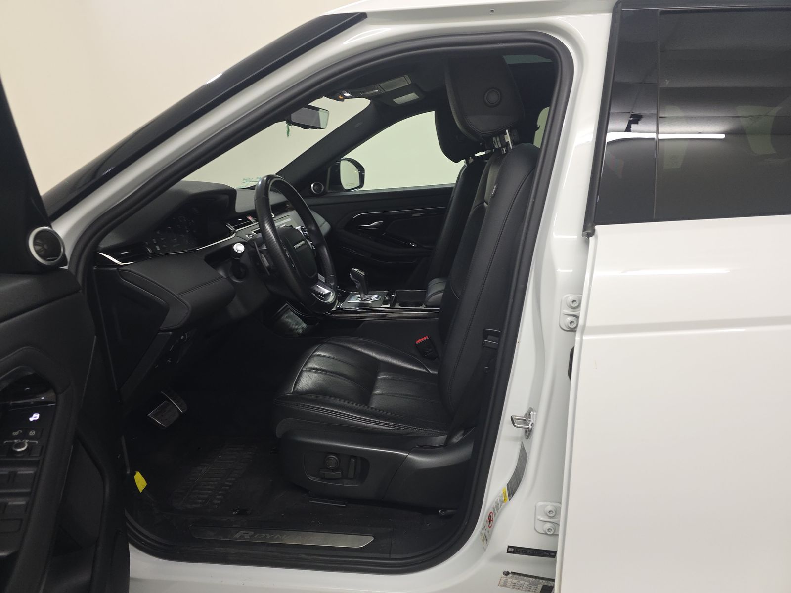 2020 Land Rover Range Rover Evoque R-Dynamic SE AWD