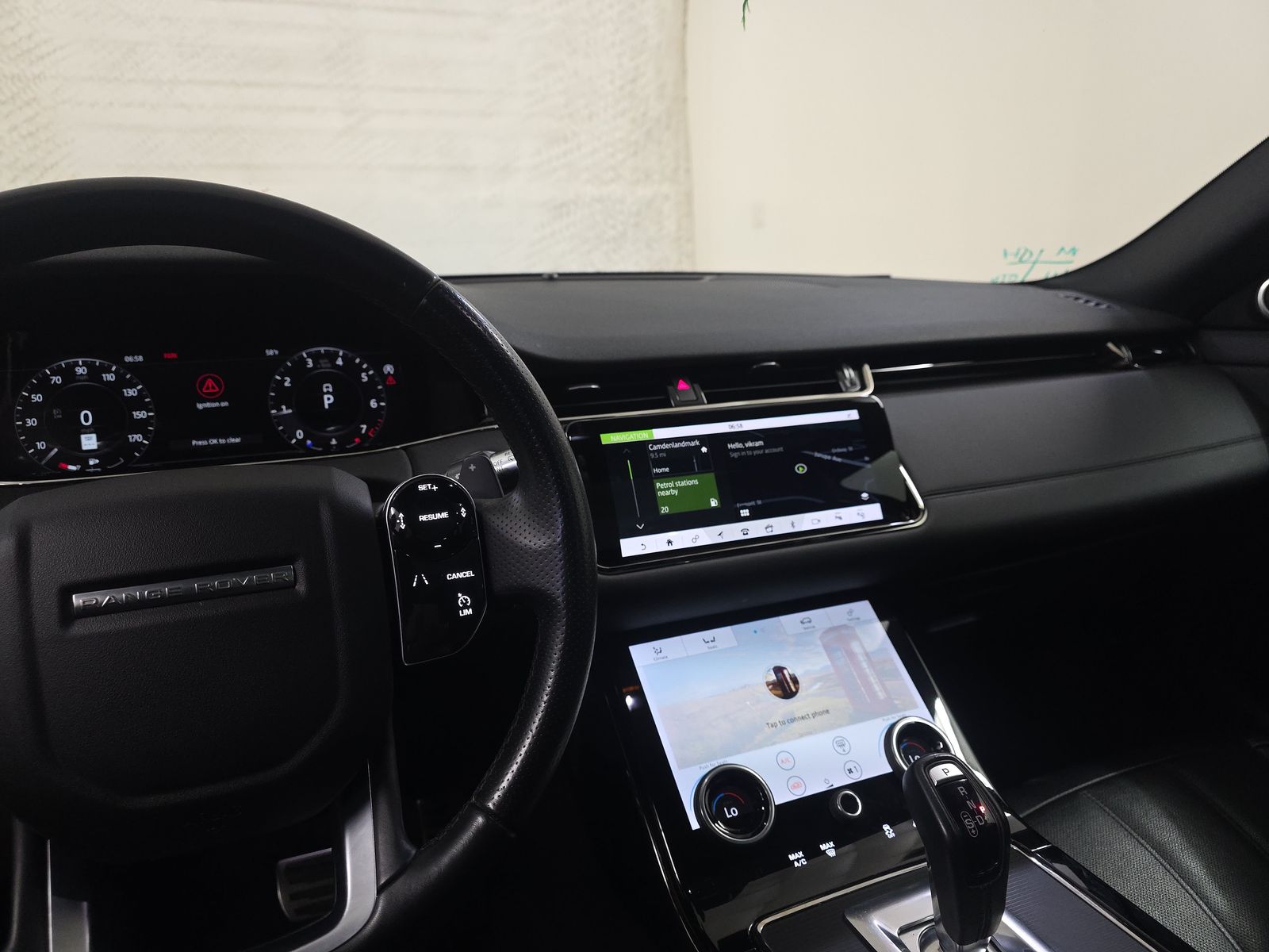 2020 Land Rover Range Rover Evoque R-Dynamic SE AWD