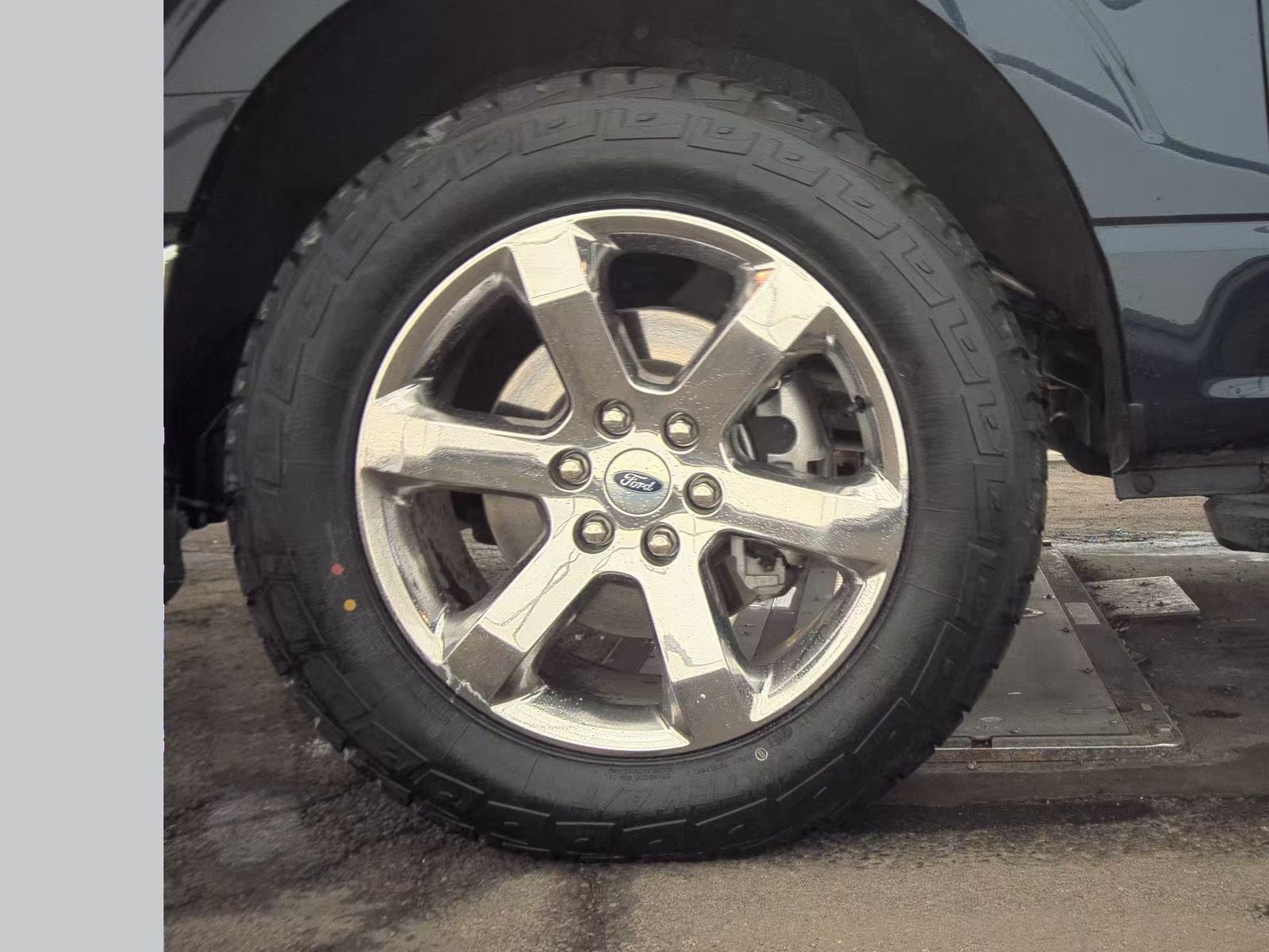 2023 Ford F-150 Hybrid XLT AWD