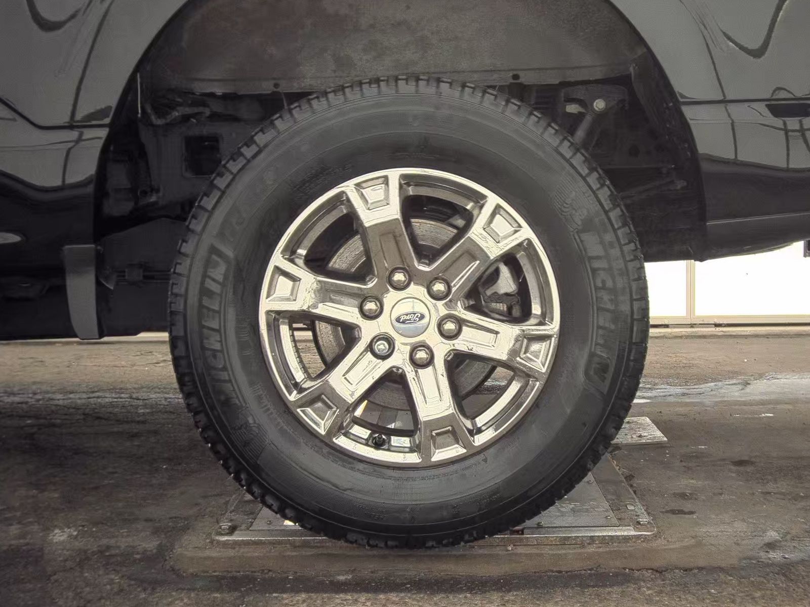 2023 Ford F-150 Hybrid XLT AWD