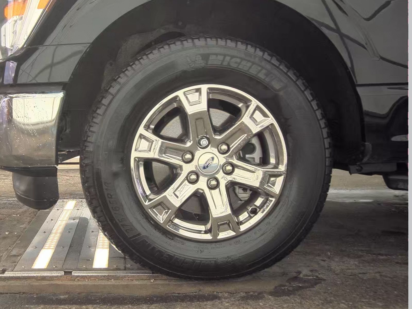 2023 Ford F-150 Hybrid XLT AWD