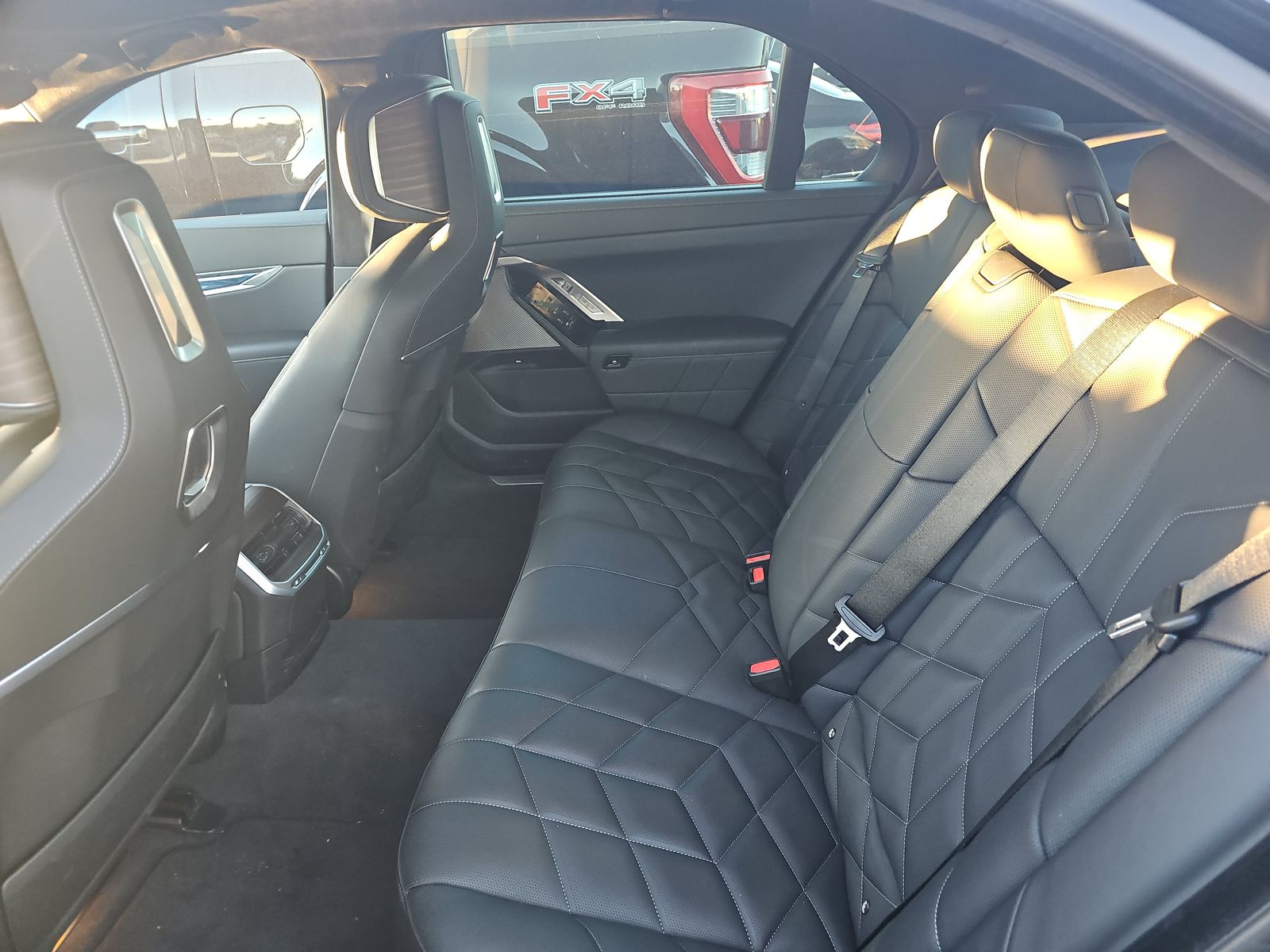 2024 BMW 7 Series 760i xDrive AWD