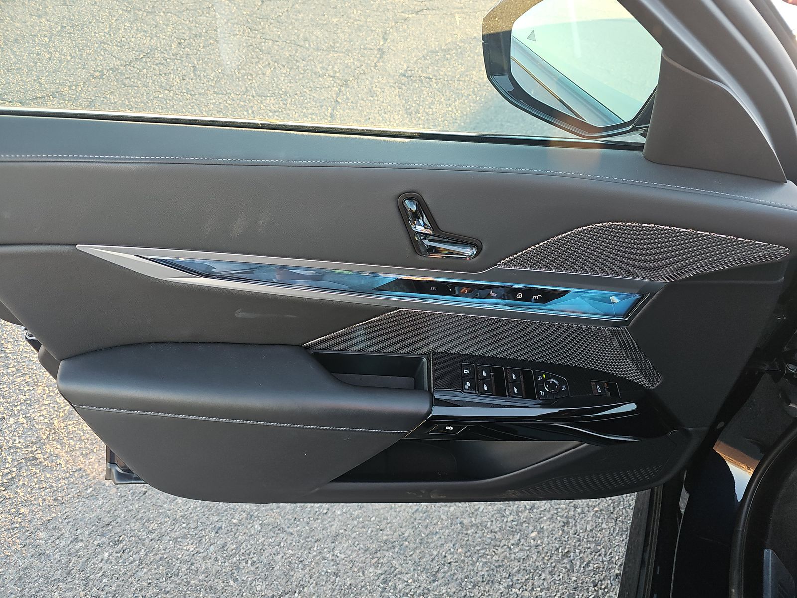 2024 BMW 7 Series 760i xDrive AWD