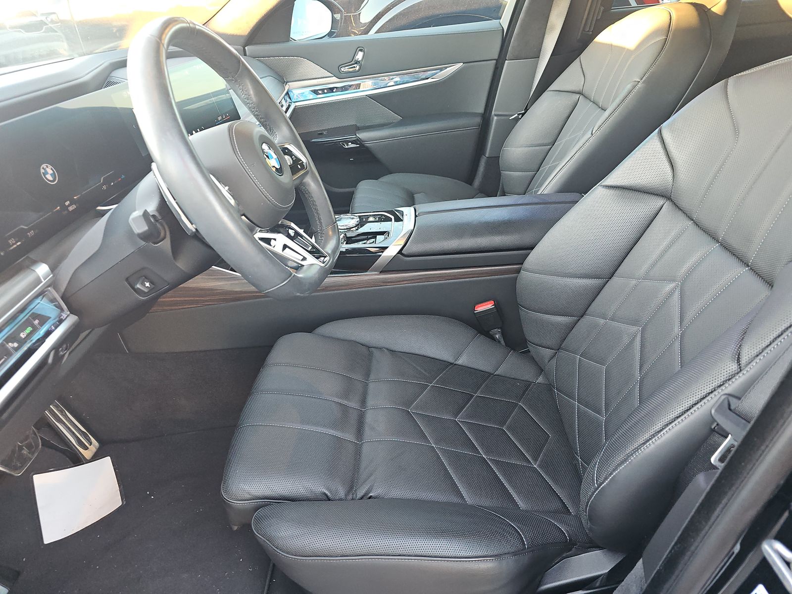 2024 BMW 7 Series 760i xDrive AWD