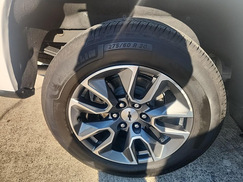 2023 Chevrolet Silverado 1500 RST AWD