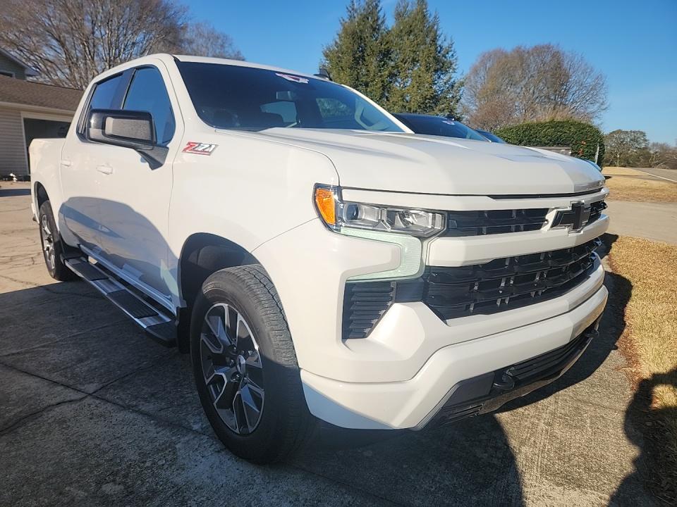 2023 Chevrolet Silverado 1500 RST AWD