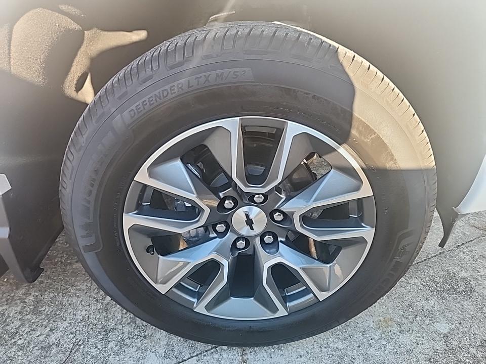 2023 Chevrolet Silverado 1500 RST AWD