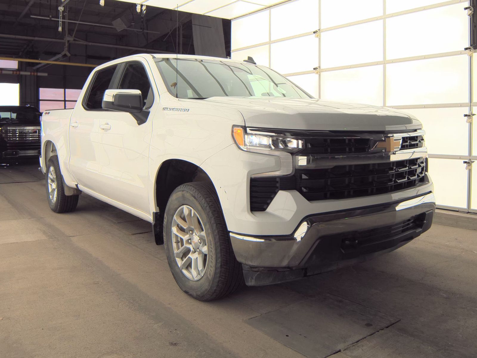 2023 Chevrolet Silverado 1500 LT AWD