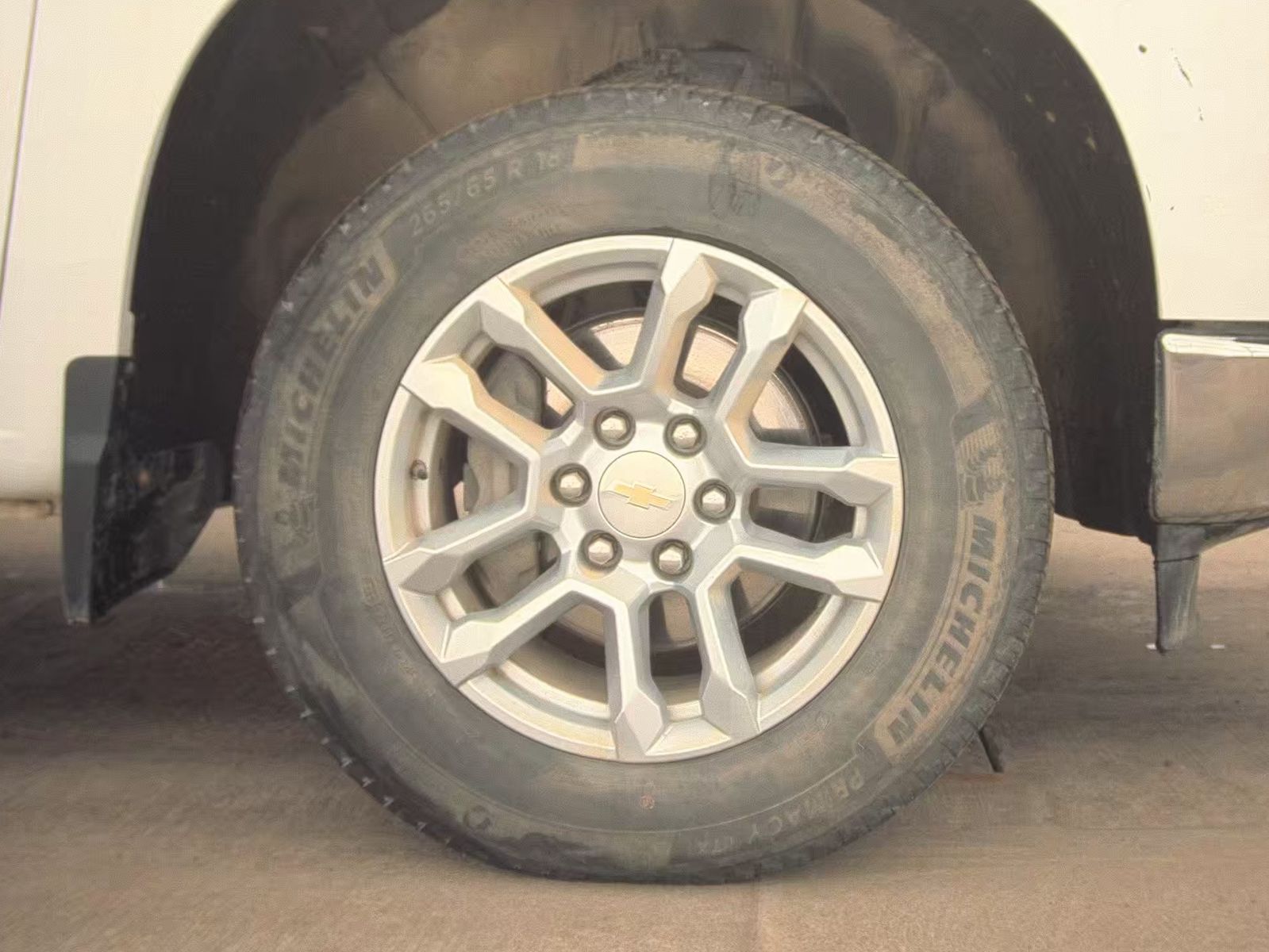 2023 Chevrolet Silverado 1500 LT AWD