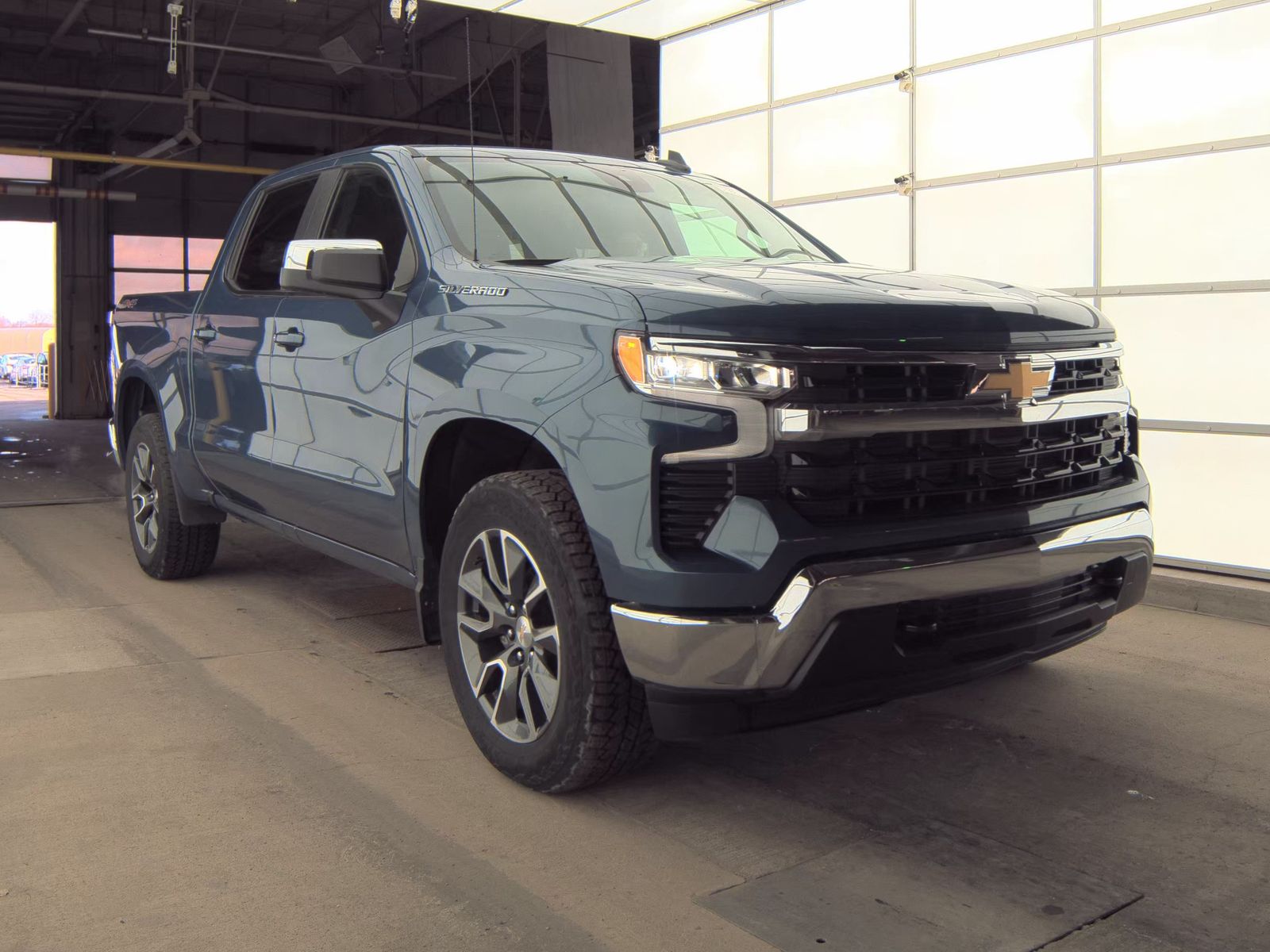 2024 Chevrolet Silverado 1500 LT AWD