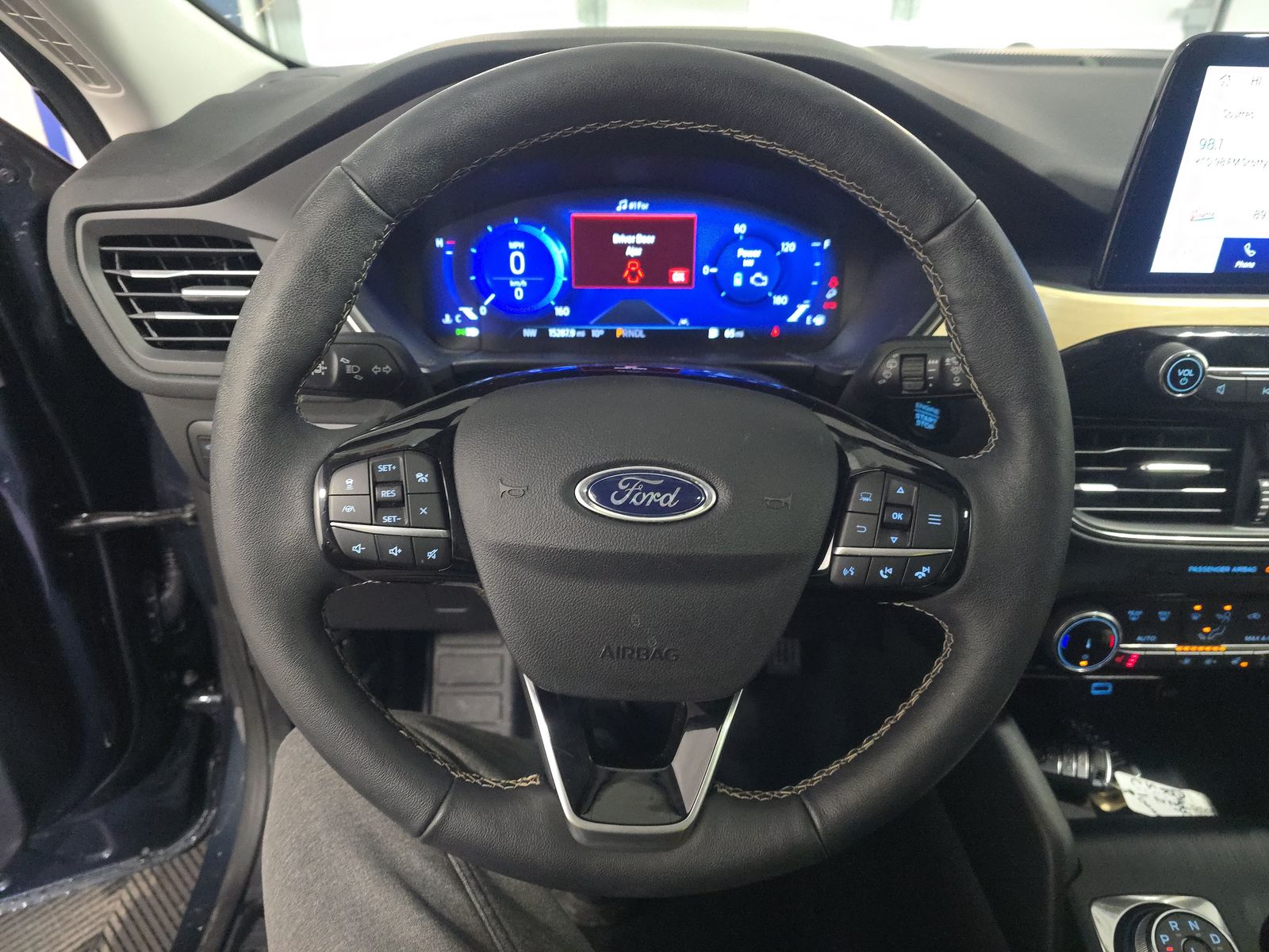 2022 Ford Escape Hybrid Titanium AWD