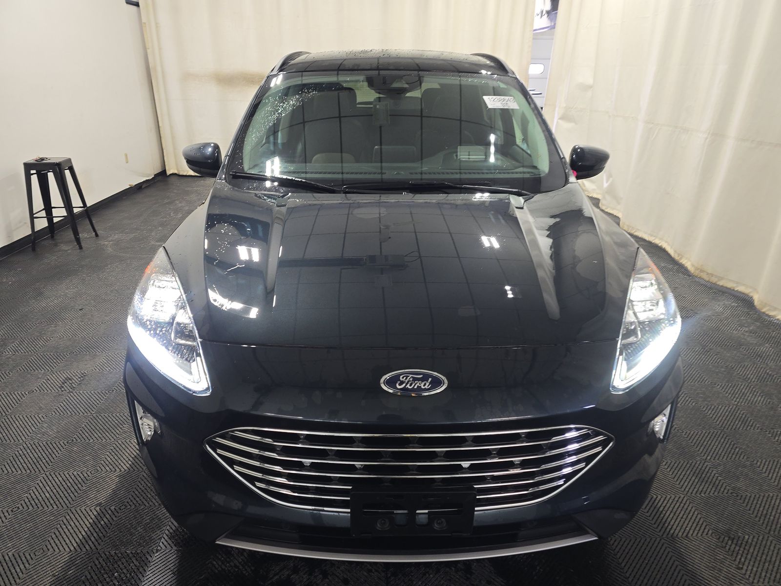 2022 Ford Escape Hybrid Titanium AWD