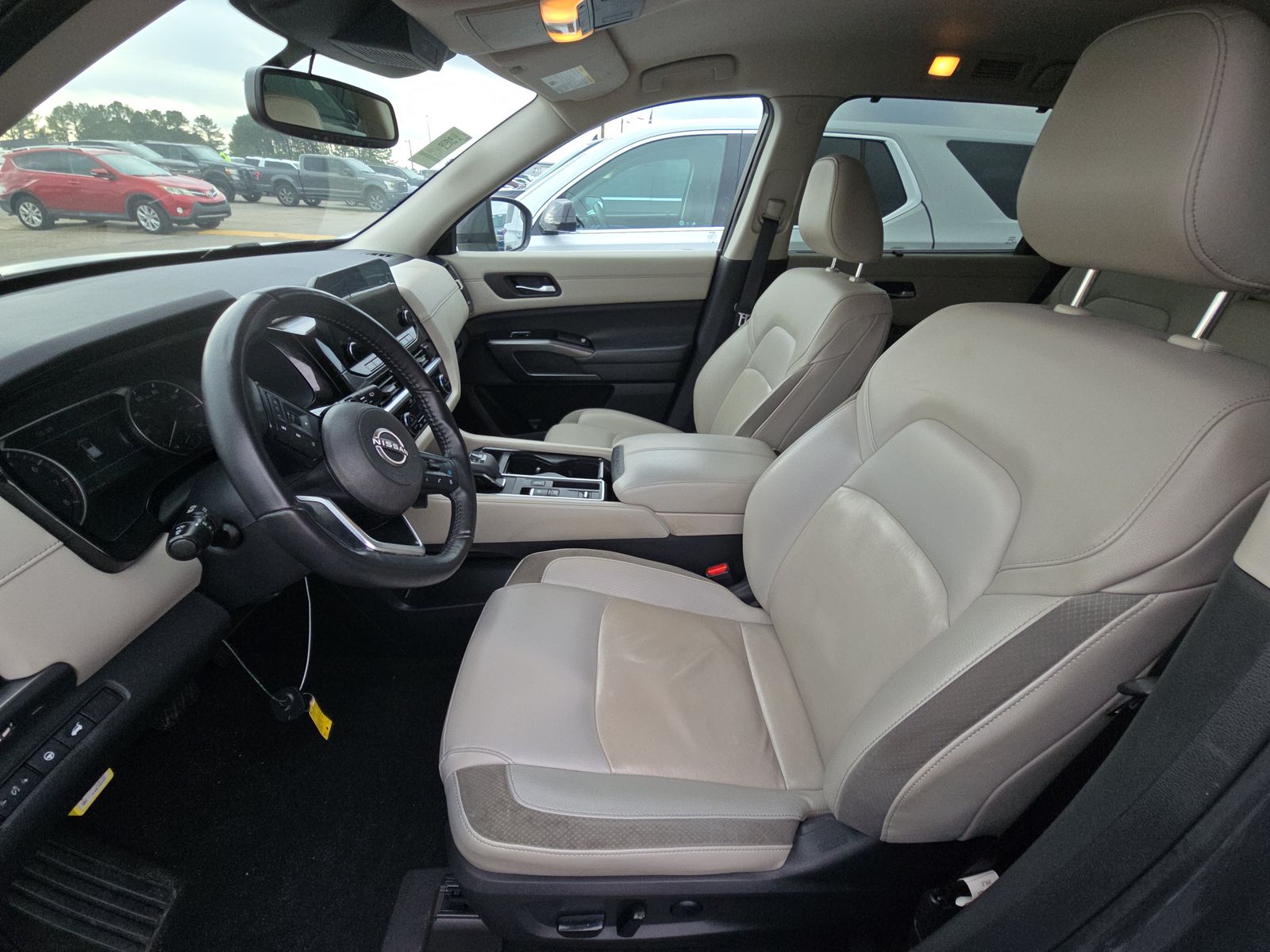 2022 Nissan Pathfinder SL FWD